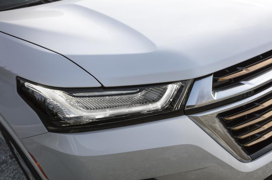 Детали экстерьера Chevrolet Traverse High Country 2020 года  (фото 3 из 20)